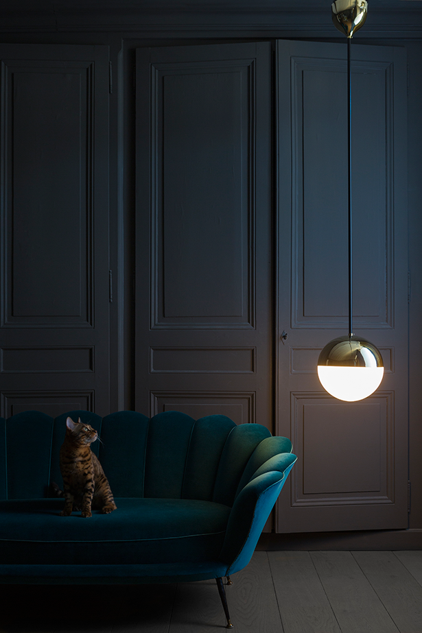 Wnetrza Inspiracje Ciemne Kolory Sohomod Com Lampa Magic Circus